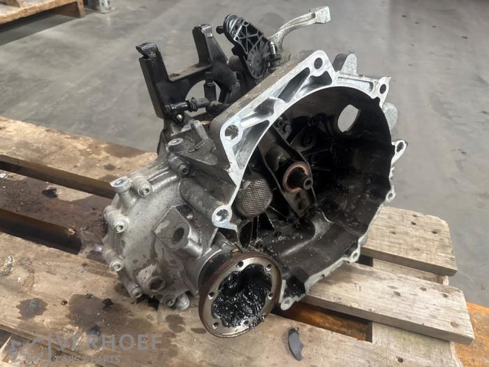 Used Gearbox Volkswagen Polo V (6R) 1.2 TSI 16V BlueMotion Technology Price € 475,00 Margin scheme offered by Verhoef Cars & Parts