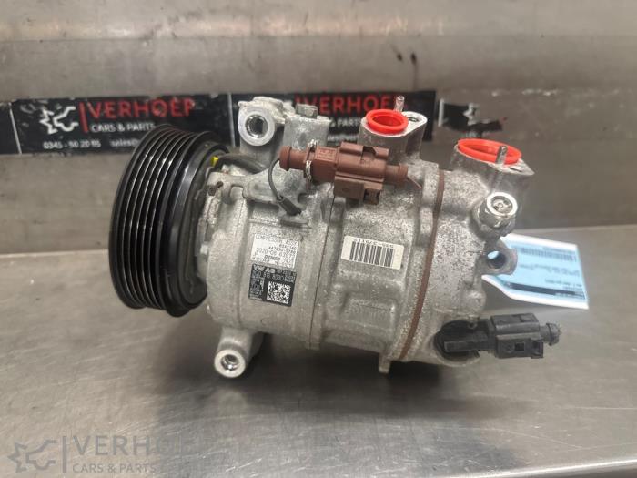 Usagé Pompe clim Volkswagen T-Roc Cabrio 1.5 TSI Evo BMT 16V Prix € 100,00 Règlement à la marge proposé par Verhoef Cars & Parts