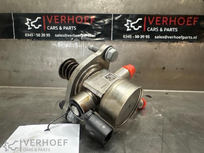 Begagnade Högtryckspump Opel Astra K Sports Tourer 1.0 Turbo 12V Pris € 65,00 Marginaltabell erbjuds av Verhoef Cars & Parts