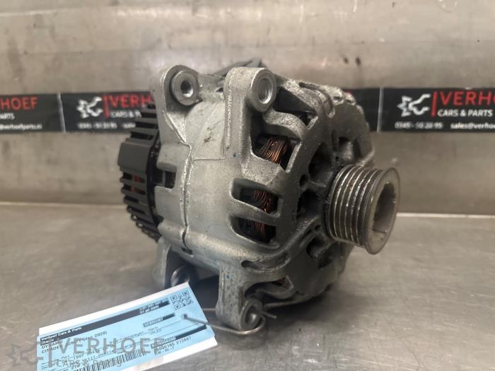 Begagnade Dynamo Citroen Jumpy 2.0 Blue HDI 180 Pris på förfrågan erbjuds av Verhoef Cars & Parts