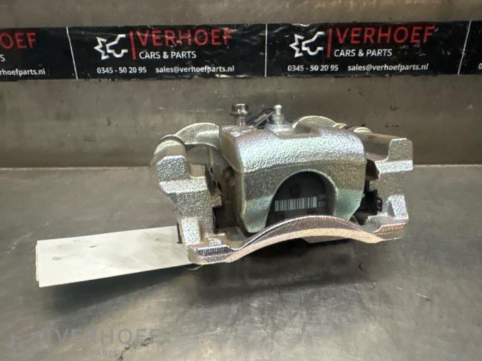Gebrauchte Bremszange rechts hinten Hyundai Inster (AX1) 42 kWh Preis auf Anfrage angeboten von Verhoef Cars & Parts
