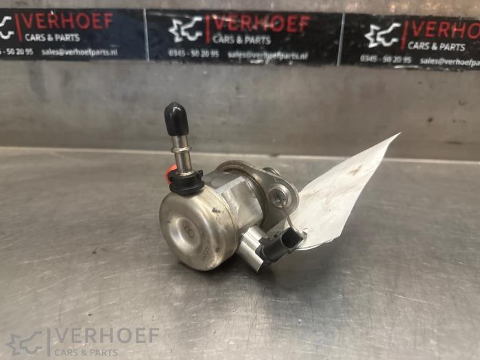 Begagnade Högtryckspump Kia Rio IV (YB) 1.0i T-GDi 100 12V Pris på förfrågan erbjuds av Verhoef Cars & Parts