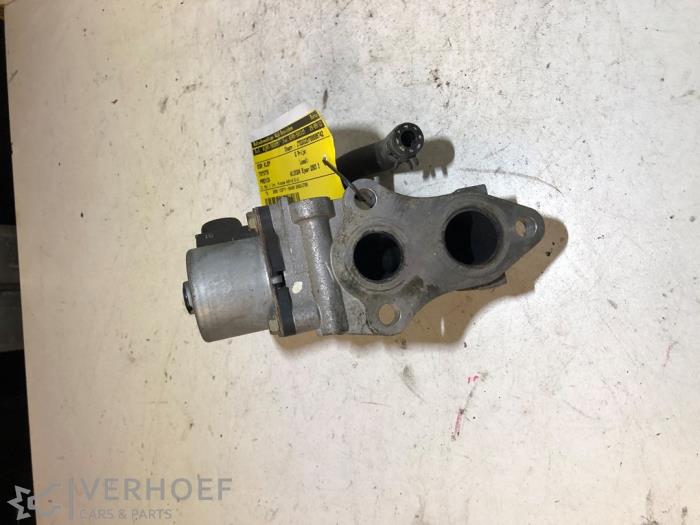 AGR Ventil van een Toyota Previa (R3) 2.0 D-4D 16V 2003