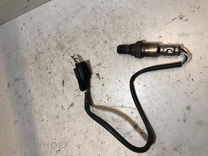 Usagé Sonde lambda Renault Twingo II (CN) 1.2 16V LEV Prix € 35,00 Règlement à la marge proposé par Verhoef Cars & Parts