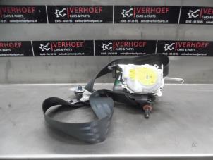 Usagé Ceinture de sécurité avant gauche Kia Rio III (UB) 1.2 CVVT 16V Prix € 100,00 Règlement à la marge proposé par Verhoef Cars & Parts