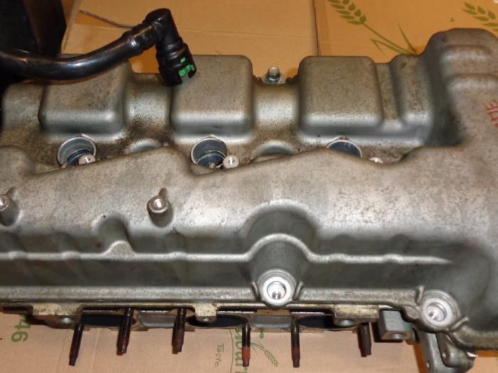 Cylinder head Mazda Tribute 3.0 V6 24V 4x4 - AJ