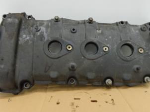 Used Rocker cover Chevrolet Captiva (C100) 3.2 V6 24V 4x4 Price on request offered by Verhoef Cars & Parts