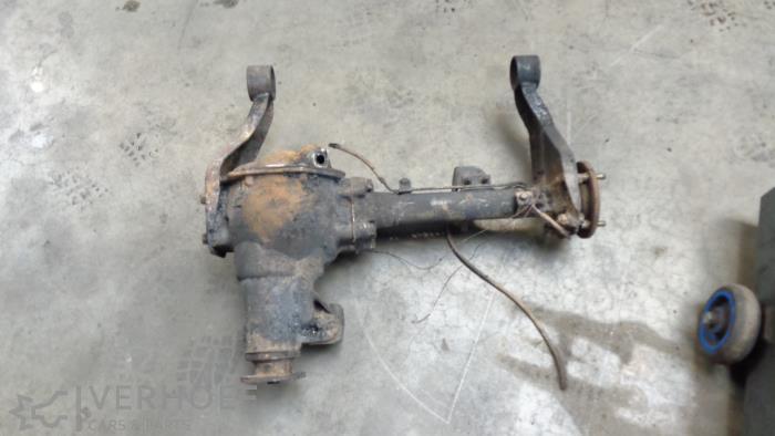 Used Front differential Mitsubishi L-200 2.5 DI-D 4x4 Price € 400,00 Margin scheme offered by Verhoef Cars & Parts