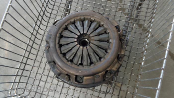 Used Flywheel Mitsubishi L-200 2.5 DI-D 4x4 Price € 100,00 Margin scheme offered by Verhoef Cars & Parts