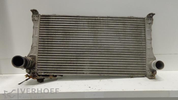 Usados Intercooler Toyota Avensis Wagon (T27) 2.2 16V D-4D-F 150 Precio de solicitud ofrecido por Verhoef Cars & Parts