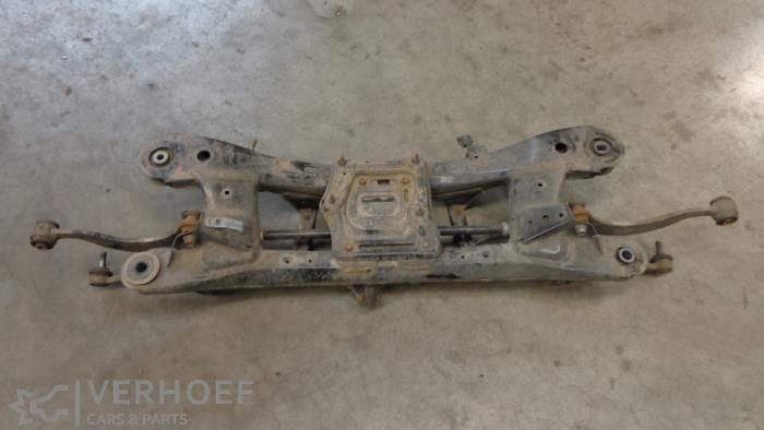 Begagnade Underram Toyota Avensis Wagon (T27) 2.2 16V D-4D-F 150 Pris på förfrågan erbjuds av Verhoef Cars & Parts