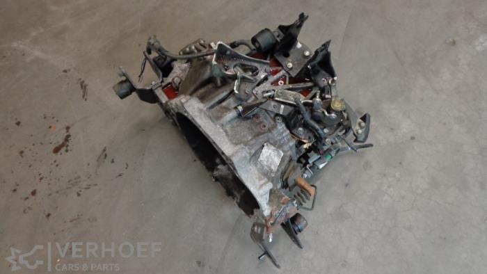 Usagé Boîte de vitesse Toyota Avensis Wagon (T27) 2.2 16V D-4D-F 150 Prix sur demande proposé par Verhoef Cars & Parts