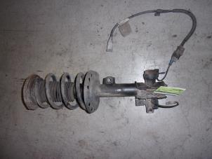 Used Front shock absorber rod, left Opel Signum (F48) 3.0 CDTI V6 24V Price € 65,00 Margin scheme offered by Verhoef Cars & Parts