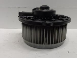 Used Heating and ventilation fan motor Lexus GS (..S16) 300 3.0 24V VVT-i Price on request offered by Verhoef Cars & Parts