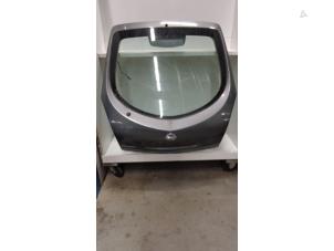 Usagé Hayon Nissan Primera (P12) 1.9 dCi Prix € 150,00 Règlement à la marge proposé par Verhoef Cars & Parts