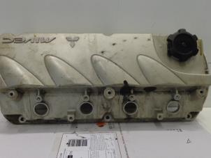 Used Rocker cover Mitsubishi Outlander (CU) 2.4 16V 4x4 Price on request offered by Verhoef Cars & Parts
