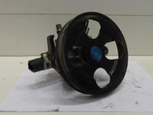 Used Power steering pump Mitsubishi Colt (CJ) 1.3 GL,GLX 12V Price € 40,00 Margin scheme offered by Verhoef Cars & Parts
