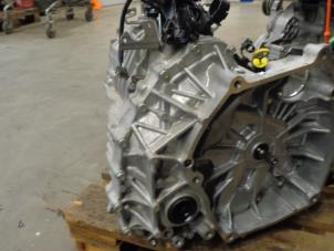 Used Gearbox Honda Jazz (GE6/GE8/GG/GP) 1.3 VTEC 16V Hybrid Price on request offered by Verhoef Cars & Parts