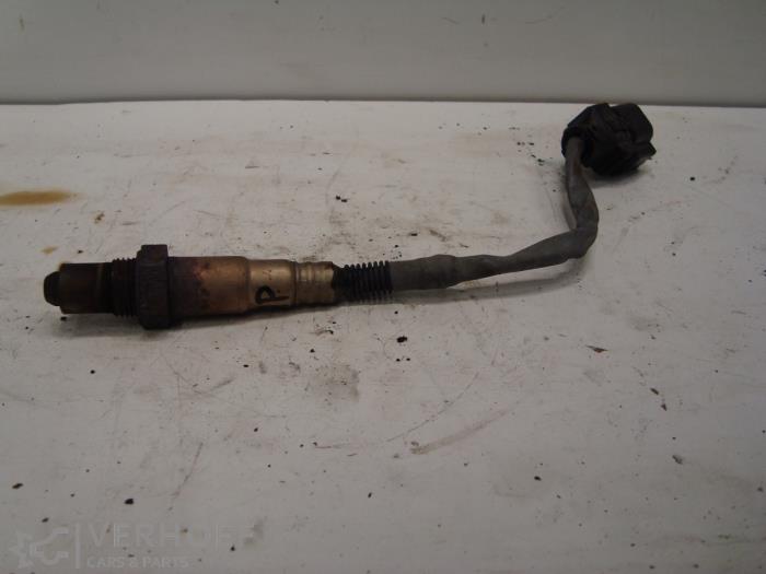 Usagé Sonde lambda Hyundai Matrix 1.6 16V Prix € 20,00 Règlement à la marge proposé par Verhoef Cars & Parts