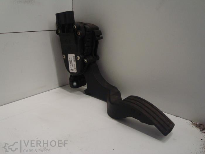 Begagnade Gaspedalsensor Ford Fiesta 5 (JD/JH) 1.4 TDCi Pris på förfrågan erbjuds av Verhoef Cars & Parts