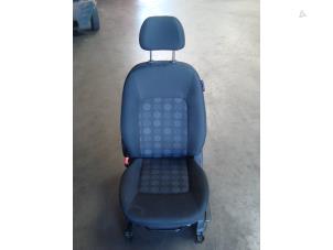 Used Seat, left Hyundai i10 (F5) 1.1i 12V Price € 75,00 Margin scheme offered by Verhoef Cars & Parts