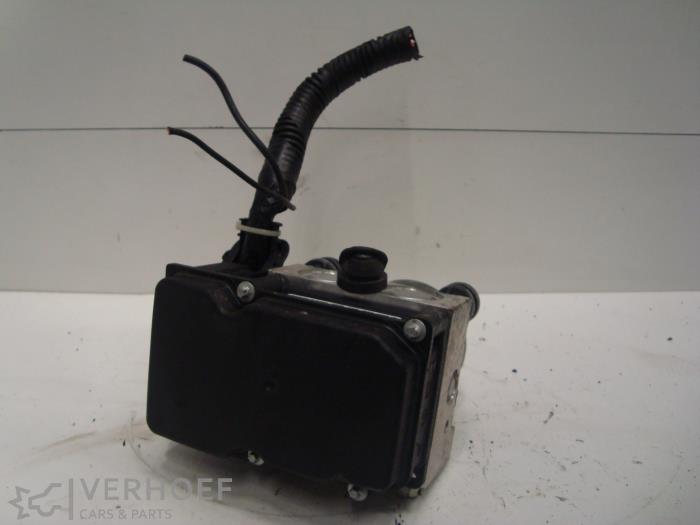 Gebrauchte ABS Pumpe Nissan NV 200 (M20M) 1.5 dCi 86 Preis € 150,00 Margenregelung angeboten von Verhoef Cars & Parts