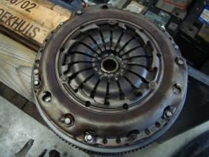 Used Dual mass flywheel Opel Signum (F48) 2.2 direct 16V Price on request offered by Verhoef Cars & Parts