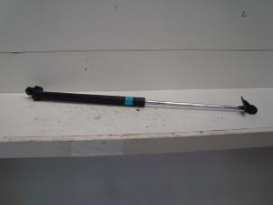 Used Rear gas strut, right Daihatsu Cuore (L251/271/276) 1.0 12V DVVT Price on request offered by Verhoef Cars & Parts