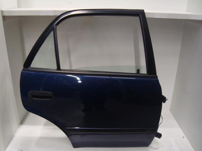 Porte arrière droite d'un Toyota Corolla (EB/WZ/CD) 1.6 16V VVT-i 2000