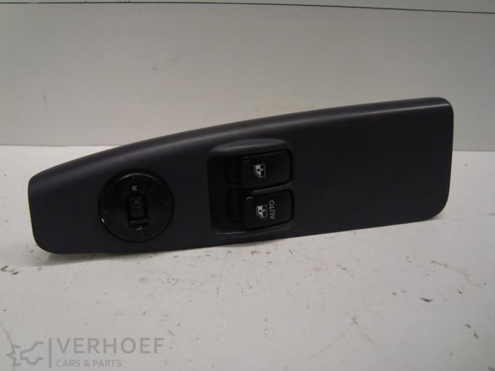 Usados Interruptor combinado de ventanillas Kia Cerato 1.6 16V Precio de solicitud ofrecido por Verhoef Cars & Parts