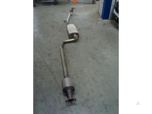 Used Catalytic converter Ford Focus 3 Wagon 1.6 TDCi ECOnetic Price on request offered by Verhoef Cars & Parts