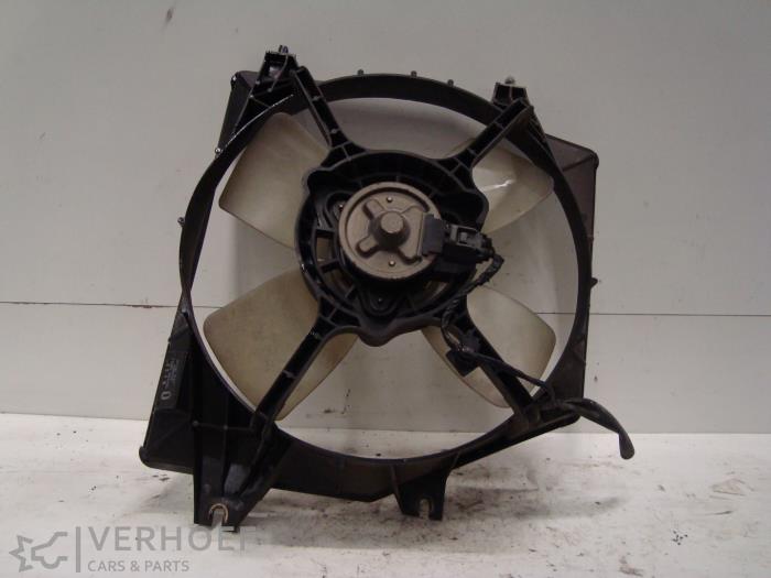 Używane Wentylator Mazda 323 Fastbreak (BJ14) 2.0 DTiD 16V Cena na żądanie oferowane przez Verhoef Cars & Parts