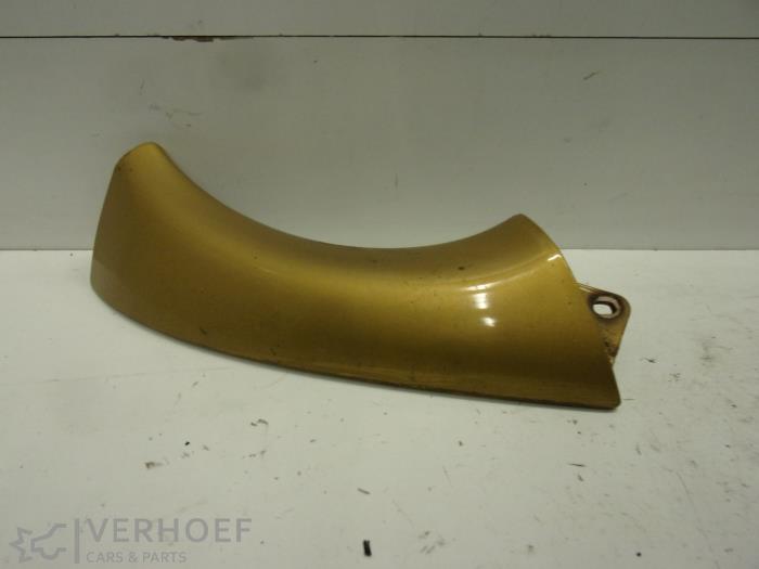 Używane Krawedz reflektora prawa Chevrolet Matiz 0.8 S,SE Cena na żądanie oferowane przez Verhoef Cars & Parts