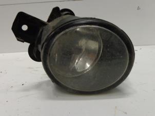 Used Fog light, front right Nissan Primera Wagon (W12) 2.2 dCi 16V Price € 30,00 Margin scheme offered by Verhoef Cars & Parts