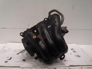 Begagnade Insugsrör Suzuki Alto 1.0 12V Pris € 60,00 Marginaltabell erbjuds av Verhoef Cars & Parts
