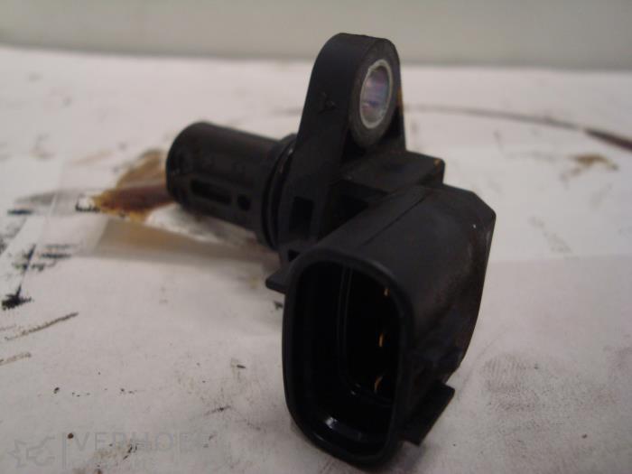 Begagnade Vevaxelsensor Suzuki Alto 1.0 12V Pris € 25,00 Marginaltabell erbjuds av Verhoef Cars & Parts