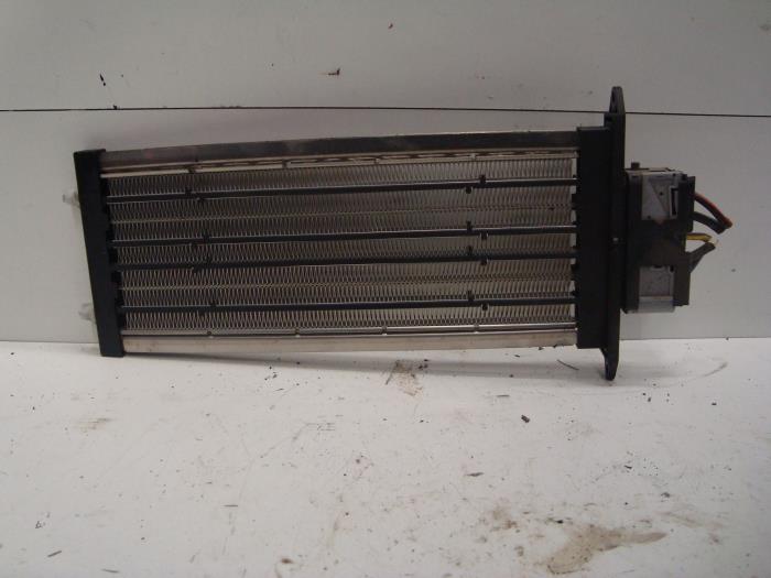 Heating element from a Daewoo Captiva (C100) 2.0 CDTI 16V 150 4x4 2008