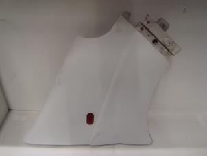 Used Front wing, right Nissan Primastar 1.9 dCi 100 Price € 100,00 Margin scheme offered by Verhoef Cars & Parts