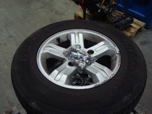 Used Set of sports wheels Kia Sorento I (JC) 2.5 CRDi 16V Price on request offered by Verhoef Cars & Parts