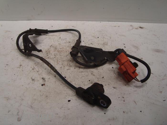 Używane Czujnik ABS Honda Stream I (RN) 2.0 16V VTEC Cena € 50,00 Procedura marży oferowane przez Verhoef Cars & Parts
