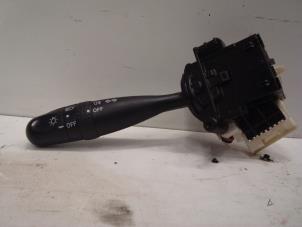 Begagnade Ljusbrytare Subaru Justy (M3) 1.0 12V DVVT Pris på förfrågan erbjuds av Verhoef Cars & Parts