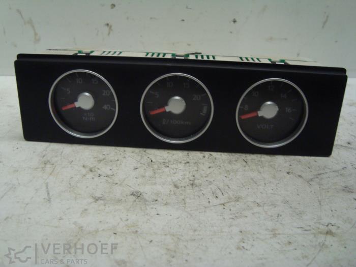 Begagnade Innerdisplay Hyundai Coupe 2.0i 16V CVVT Pris € 25,00 Marginaltabell erbjuds av Verhoef Cars & Parts