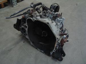 Used Gearbox Mitsubishi Carisma 1.8 GDI 16V Price on request offered by Verhoef Cars & Parts