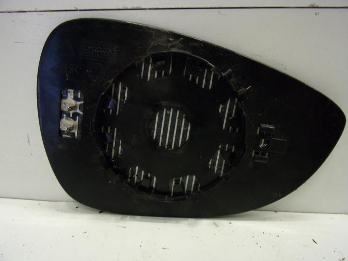 Szyba lusterka lewego z Ford Fiesta 6 (JA8) 1.6 TDCi 95 2012