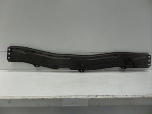Używane Belka chlodnicy Suzuki Alto 1.0 12V Cena na żądanie oferowane przez Verhoef Cars & Parts