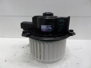 Used Heating and ventilation fan motor Suzuki Alto (GF) 1.0 12V Price € 40,00 Margin scheme offered by Verhoef Cars & Parts