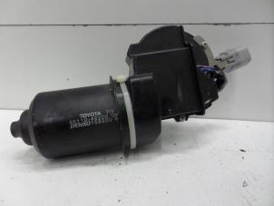 Used Front wiper motor Lexus RX (L2) 450h V6 24V VVT-i 4x4 Price on request offered by Verhoef Cars & Parts