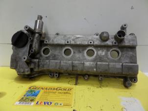 Used Rocker cover Nissan Note (E11) 1.4 16V Price € 50,00 Margin scheme offered by Verhoef Cars & Parts