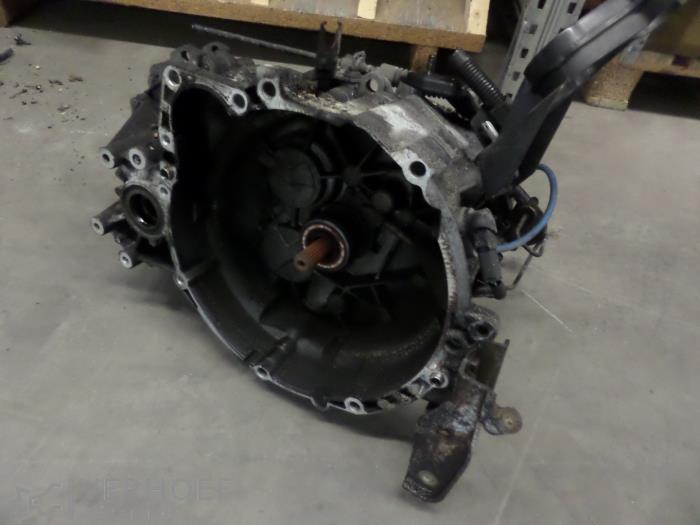 Gebrauchte Getriebe Volvo V40 (VW) 1.9 D Preis auf Anfrage angeboten von Verhoef Cars & Parts