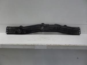 Używane Belka chlodnicy Suzuki Alto 1.0 12V Cena na żądanie oferowane przez Verhoef Cars & Parts
